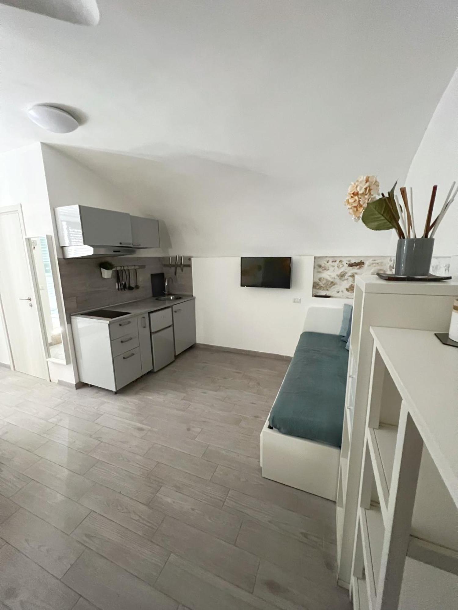 Acquasale Apartment "Altomare" Vieste Ngoại thất bức ảnh